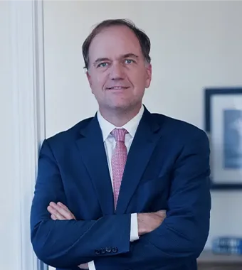 Walter E. Daniels III Image